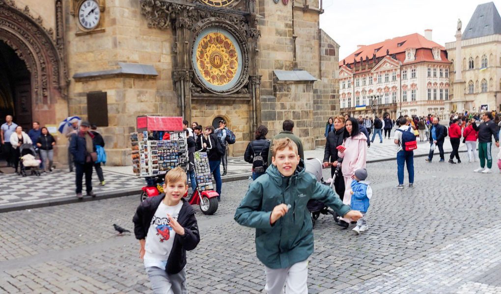 Astronomska ura Praga z otroki Krompirjeve počitnice_prvomajske počitnice
