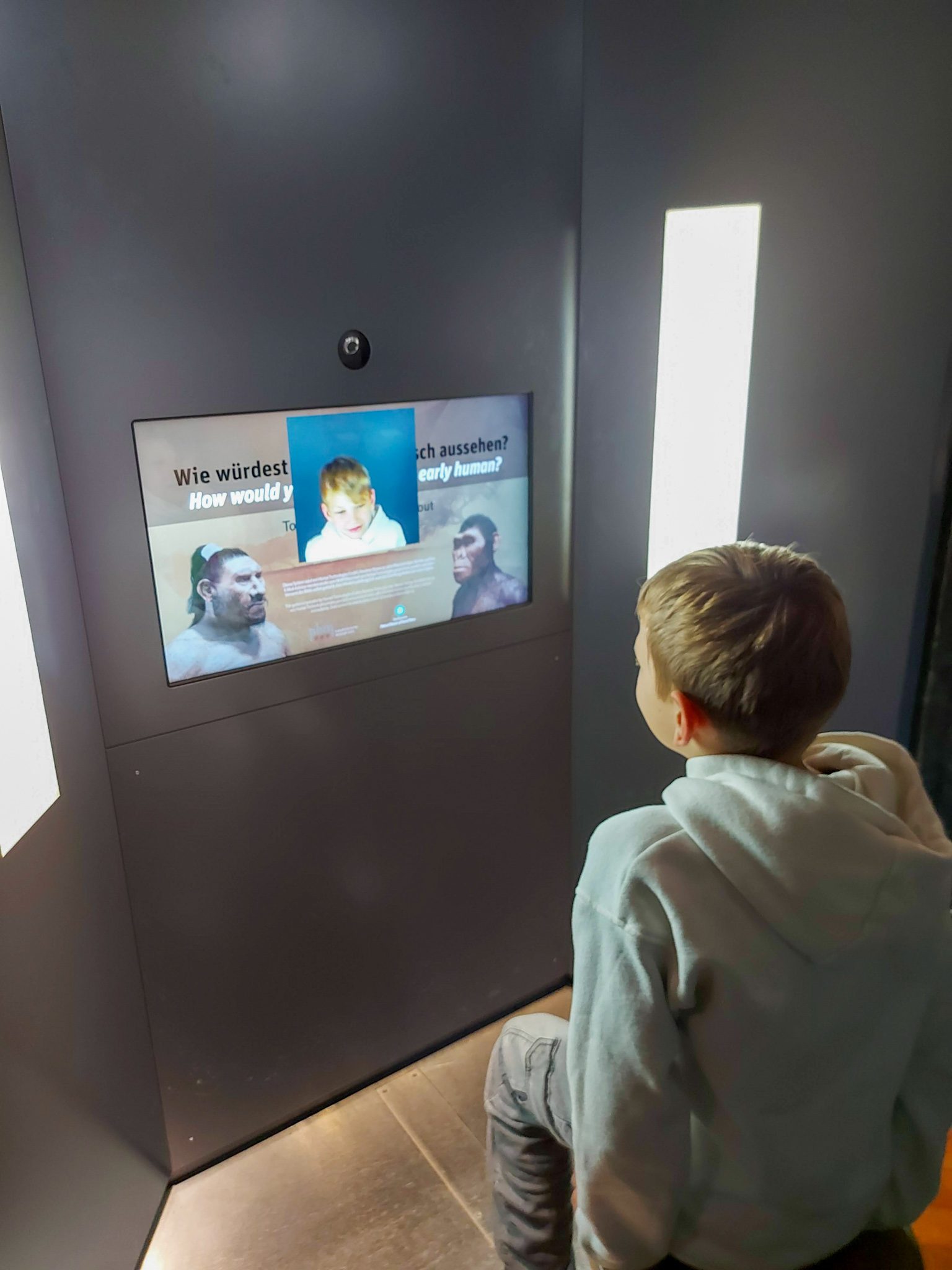 Digitalni prikaz prednikov človeka v dunajskem prirodoslovnem muzeju