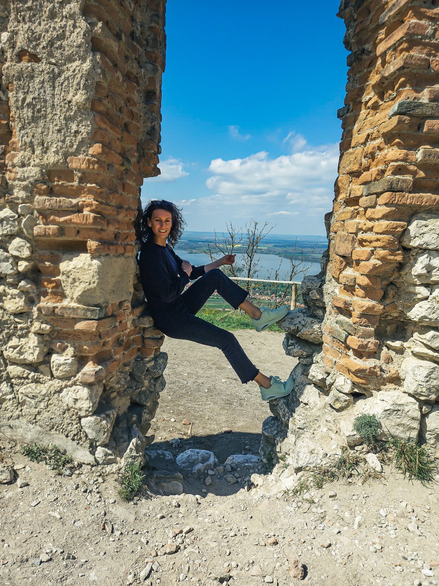 Sanja Macur roadtrip Češka ruševine Devičky Moravska