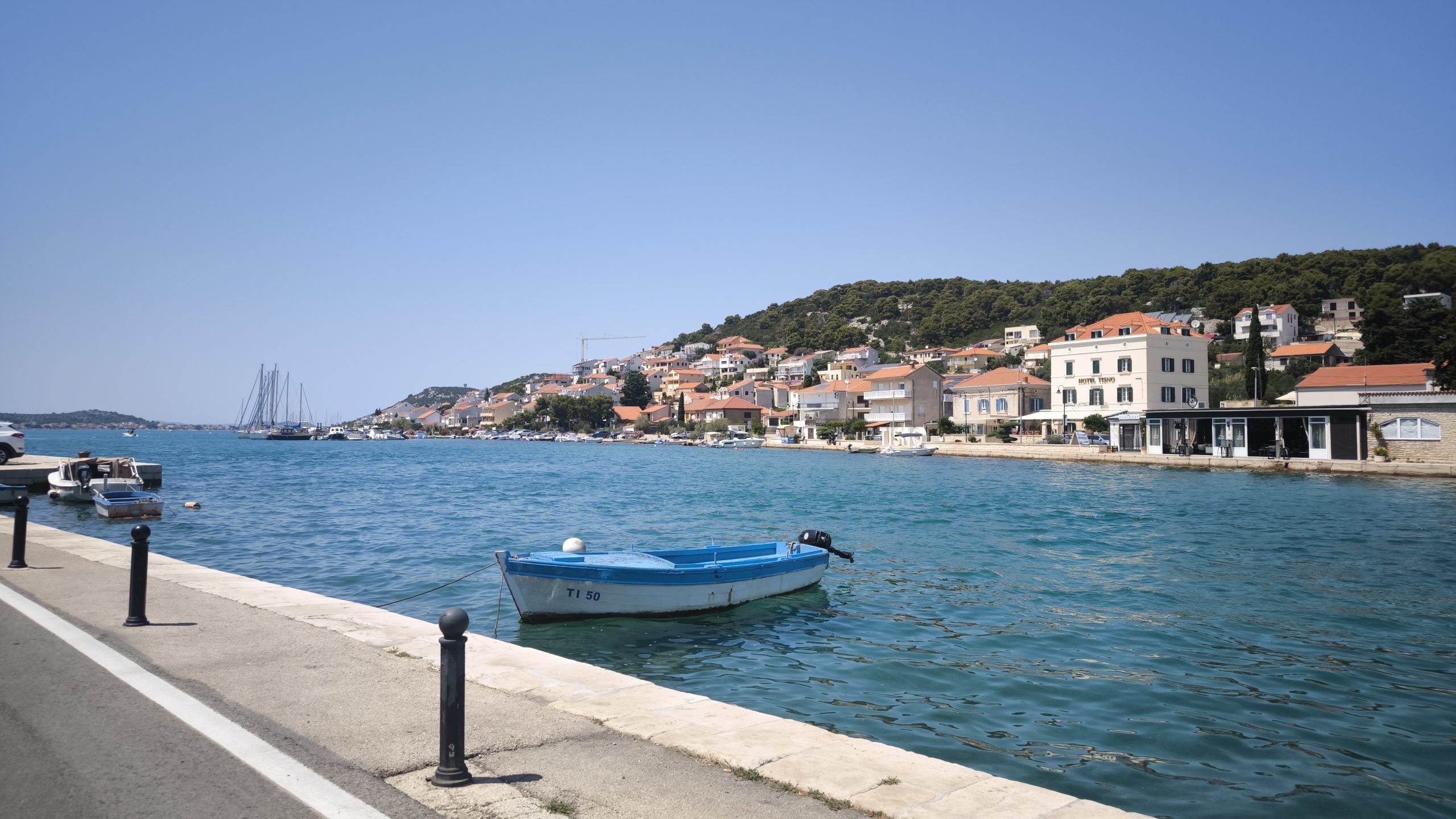 Tisno