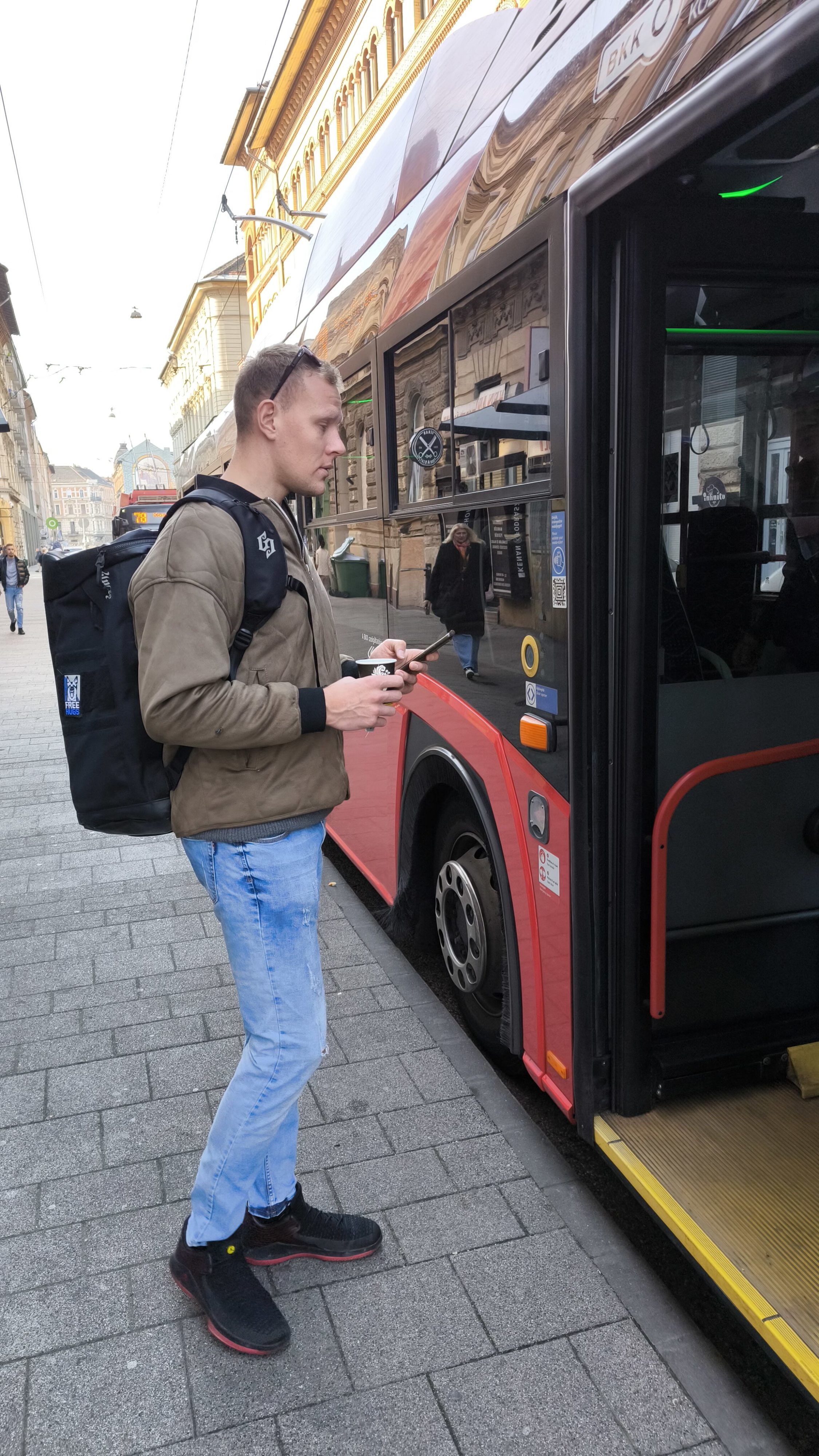 Javni promet Budimpešta Budapest GO avtobus vozovnice