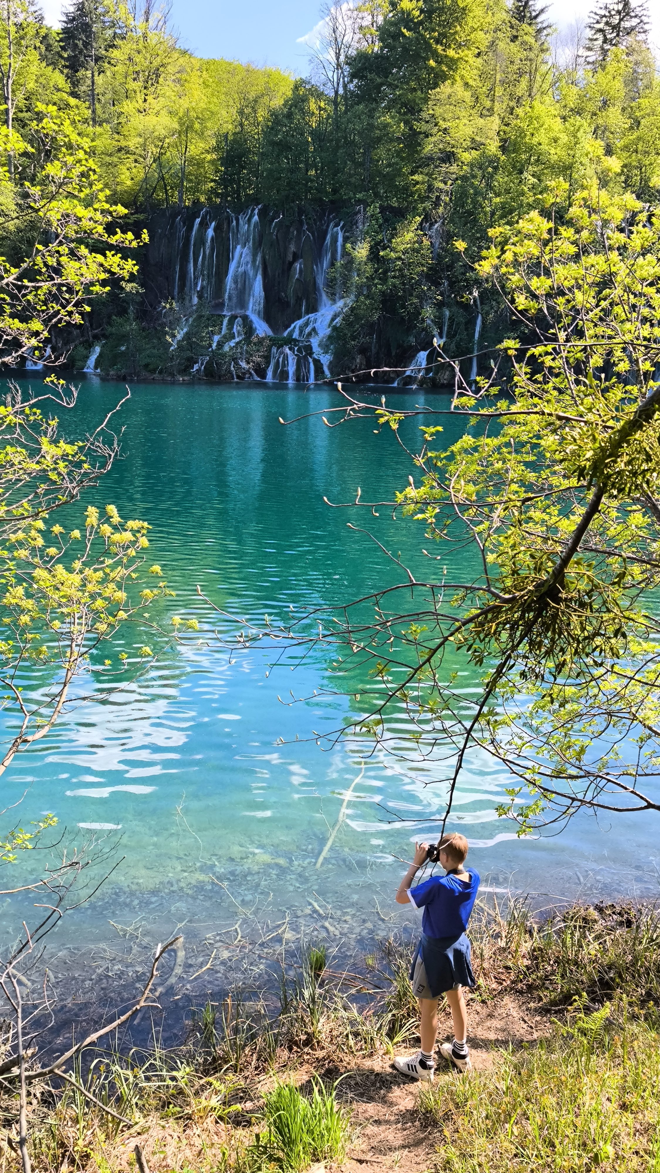 Slap na jezeru Okrugljak zgornja jezera Plitviška jezera