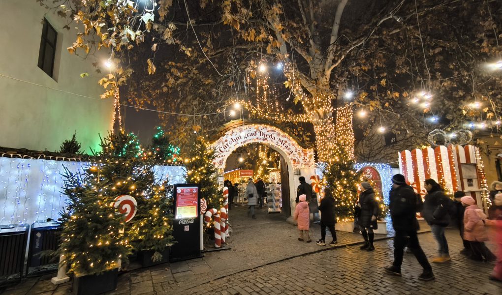 Varaždin advent Čarobno mesto Dedka mraza, božični sejmi 2026, lučke
