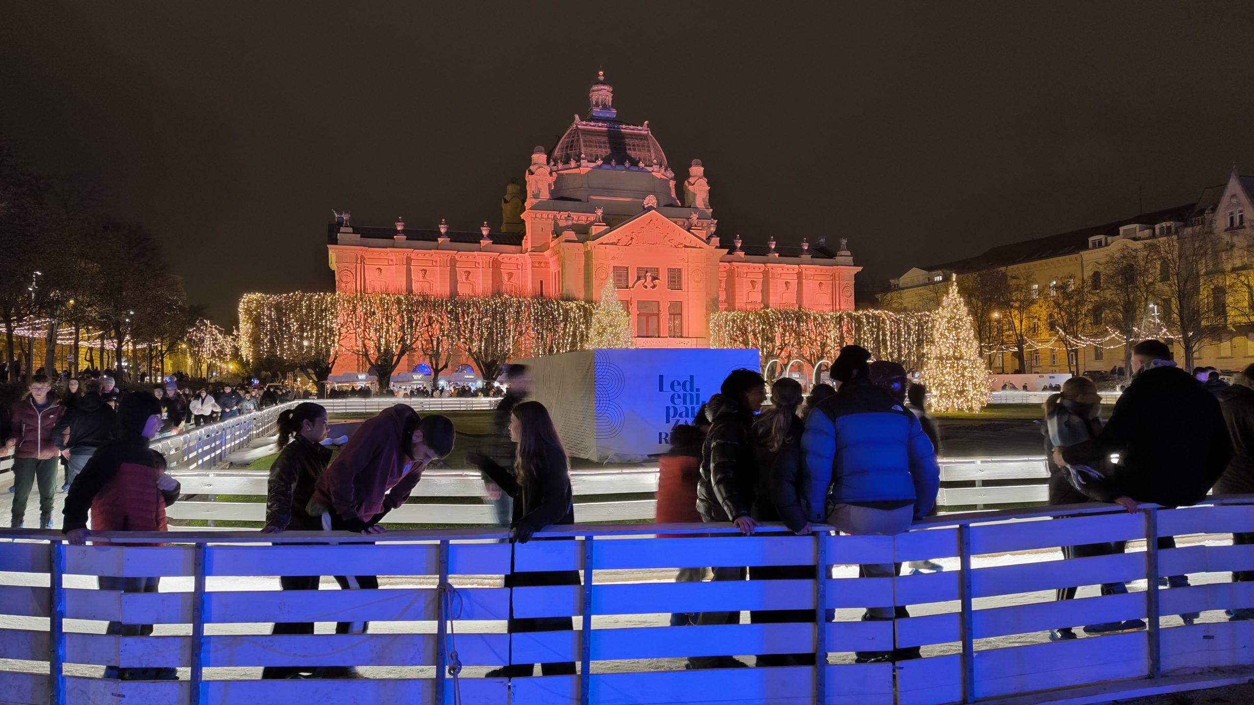 Zagreb advent Ledena čarovnija drsališče