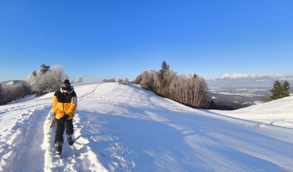 Sv. Katarina zimski izlet v POlhograjsko hribovje