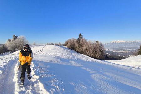 Sv. Katarina zimski izlet v POlhograjsko hribovje
